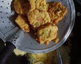 Foto langkah ke 4 dari resep Tempe Mendoan.