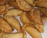 Foto langkah ke 9 dari resep Pastel Kering Mini isi Abon super renyah (takaran sendok).