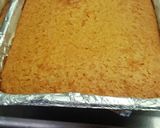 Foto del paso 4 de la receta: Pan de elote bañado en salsa poblana