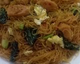 Foto langkah ke 4 dari resep Bihun goreng.