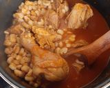 Foto del paso 3 de la receta: Pozole delicioso de cerdo y pollo