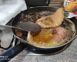 Foto del paso 3 de la receta: Escalopes de ternera con jamón york y queso en 25 minutos