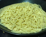 Foto del paso 7 de la receta: Pasta cremosa con calabacín y yogurt griego
