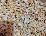 પેરી પેરી પોપકોર્ન(Peri Peri Popcorn Recipe In Gujarati) રેસીપી સ્ટેપ2ફોટો