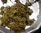 A picture of step 6 of Green chilli thecha.