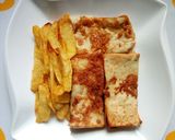 A picture of step 3 of Chips, egg and Bread combo.