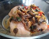 Foto del paso 6 de la receta: Pechuga de pollo rellena con champiñones y vegetales