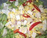 Foto langkah ke 3 dari resep Oseng Buncis,tahu dan jagung manis.