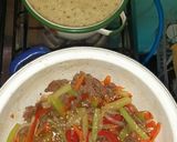 Foto del paso 2 de la receta: Lomito con verduras 🥩 🫑🥕🧅