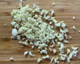 A picture of step 5 of Chicken Souvlaki.