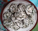 Foto langkah ke 4 dari resep Rolade Daun Singkong & Tahu.