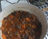 Foto del paso 3 de la receta: Guiso de Carne Arroz y Hongos de Pino