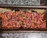 Foto del paso 1 de la receta: Pan de carne con vegetales, aceitunas y corazón de queso con calabaza al romero