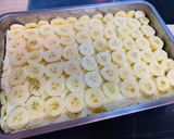 Túrós-banános-epres piskóta recept fázis 5 fotója