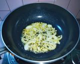 Foto langkah ke 2 dari resep Spaghetti Alfredo.