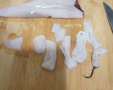 Foto del paso 2 de la receta: Linguine con calamari e gamberi
