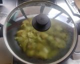 Foto del paso 3 de la receta: Filete de pescado con salsa de perejil y limón