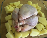 Foto del paso 2 de la receta: Pollo asado con hierbas maceradas con raspadura de limón