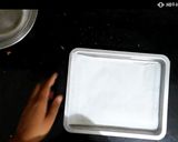 A picture of step 3 of Piping biscuit.