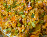 மேகி மசாலா ஸ்டப்டு இட்லி(maggi masala stuffed idly recipe in tamil) ரெசிபி ஸ்டேப் 4 புகைப்படம்
