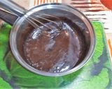 Фото кроку 3 до Какой же он вкусный, шоколадный торт с вишней.
