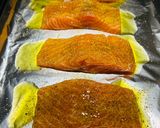 A picture of step 4 of Broiled Salmon 🍣.