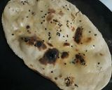 এগলেস গার্লিক নান ও চিকেনকষা (butter garlic nan chicken kosha recipe in bengali) রেসিপি ধাপ - 3 ছবি