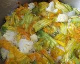 Foto del paso 3 de la receta: Crema de flor de calabaza 🌻🍵