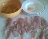 Foto del paso 2 de la receta: Tortilla de patata con calabacín y de acompañamiento pechuga de pollo con cereales o pan rallado