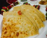 A picture of step 9 of Aloo_cheese_paratha.