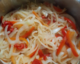 Foto del paso 2 de la receta: Guiso de longanizas (o chorizo)