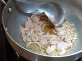 White poha