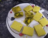 A picture of step 2 of Mango grilled dhokla.