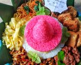 Foto langkah ke 13 dari resep Tumpeng Nasi Uduk khas Betawi.