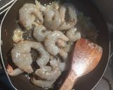 Foto del paso 4 de la receta: Camarón al ajillo a mi modo