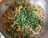 A picture of step 4 of One-Pot Pasta with Asparagus, Shrimp, and Peas.