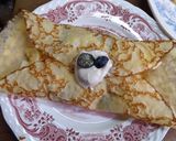 Foto del paso 3 de la receta: Crêpes rellenas de fruta, crema de requesón, yogurt griego con sirope de agave y canela