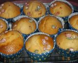 A picture of step 3 of Tutti frutti cupcakes.