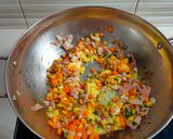 Foto langkah ke 3 dari resep Nasi goreng bacon.