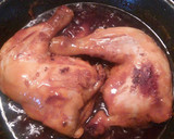 Foto del paso 5 de la receta: Cuartos traseros en salsa "cerveza y miel"