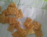 Foto langkah ke 1 dari resep Keripik pangsit pedas.