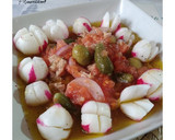 Foto del paso 3 de la receta: Ensalada de tomate y rábanos