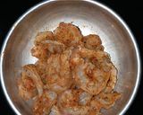 A picture of step 2 of Shrimp pasta.