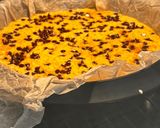 Foto del paso 7 de la receta Bizcocho de leche entera, limón y pepitas de chocolate en thermomix