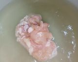 รูปขั้นตอนการทำที่ 1 ของ ข้าวต้มไก่บด | 泰式鸡碎粥