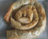 Foto langkah ke 4 dari resep Turkish Börek with soft cheese and Spinach.