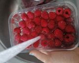 Foto del paso 1 de la receta: Batido de frambuesas