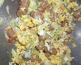Foto langkah ke 6 dari resep Indomie goreng pedas #giveawayclover#ga_walldecorkayu.