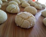 Foto del passaggio 10 della ricetta Biscotti morbidi al limone