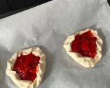 Foto langkah ke 3 dari resep Strawberry Gallete ala Mama Asi / yLoVeA.